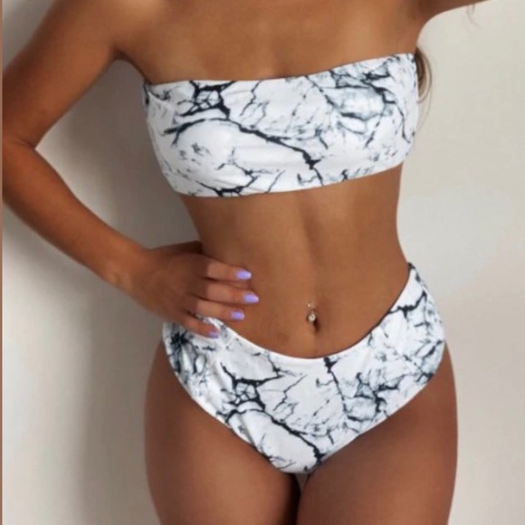 Marble Bikini (L) - Picture 1 of 4